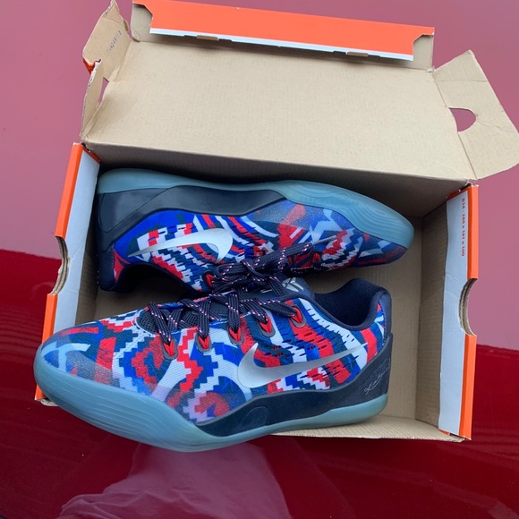 Nike Other - Kobe IX em